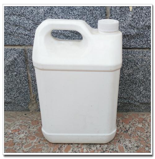 河北厂家直销10l汽车尿素桶 汽车清洗剂扁方塑料桶带导流伸缩管